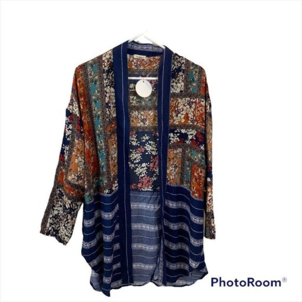 New with Tags En Crème Long Sleeved Mixed Print Short Kimono Size XS/S - Picture 8 of 12